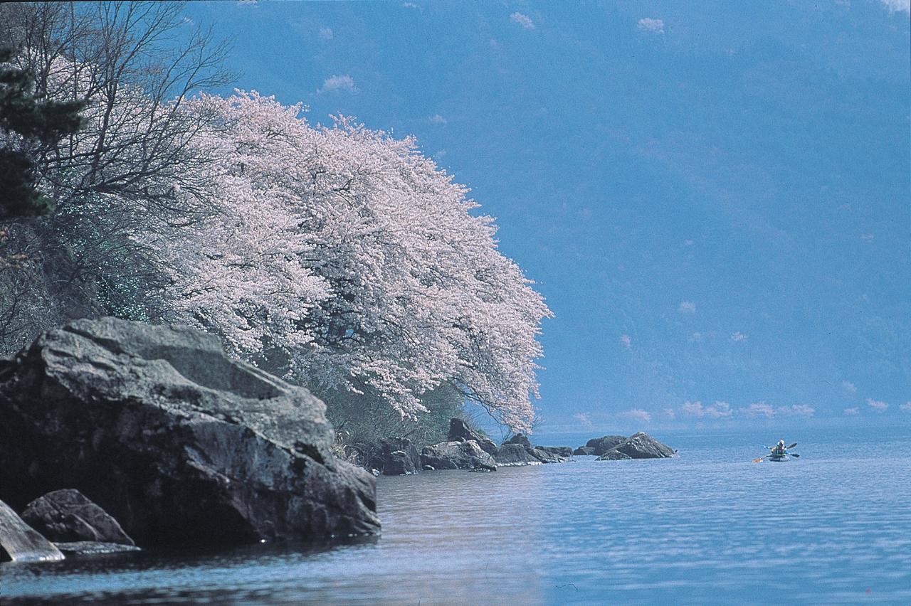 Kitabiwako Hotel Grazie Нагахама Экстерьер фото